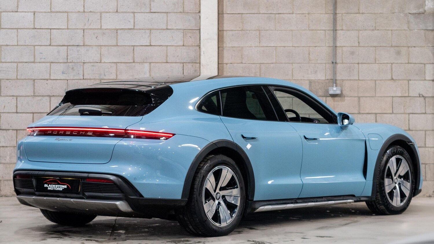 Used Porsche Taycan for sale - 77823623: Photo 9