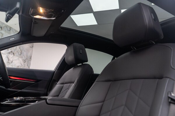 Used BMW i5 2023 for sale - 75478169: Photo 2