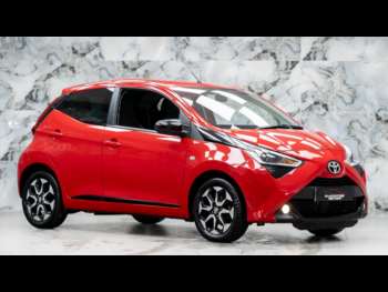 2019 (69) - 1.0 VVT-i x-trend Funroof x-shift Euro 6 5dr