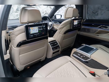 Used BMW 7 Series 2019 for sale - 76337306: Photo 2