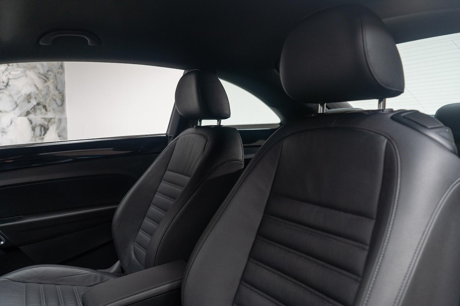 Used Volkswagen Beetle 2018 for sale - 76658153: Photo 14