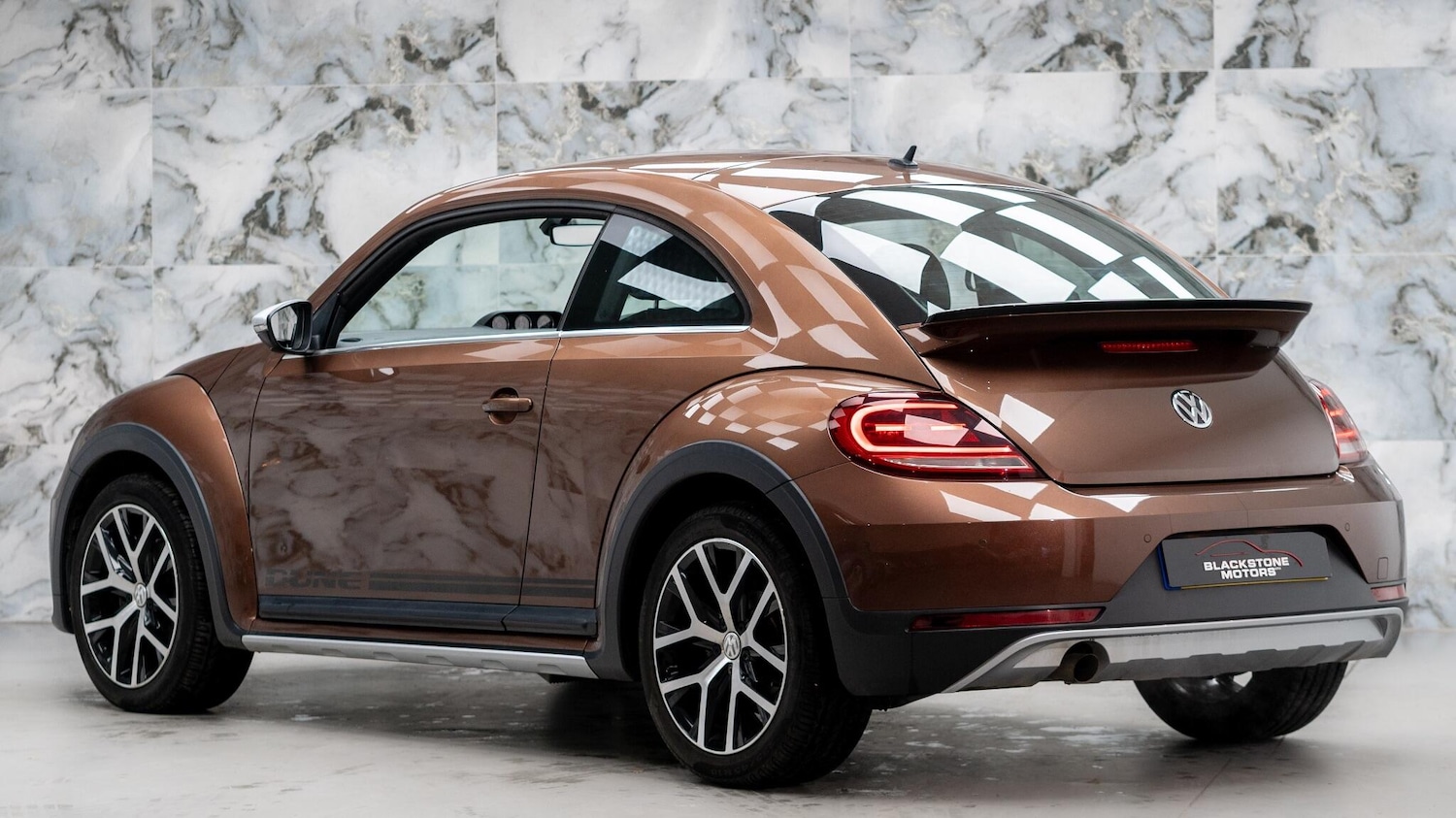 Used Volkswagen Beetle 2018 for sale - 76658153: Photo 4