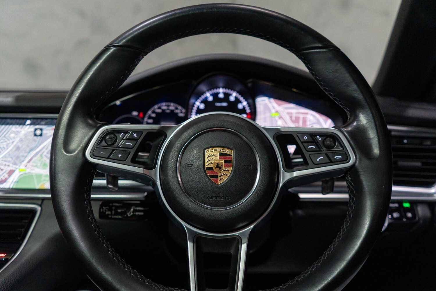 Used Porsche Panamera for sale - 78135973: Photo 33