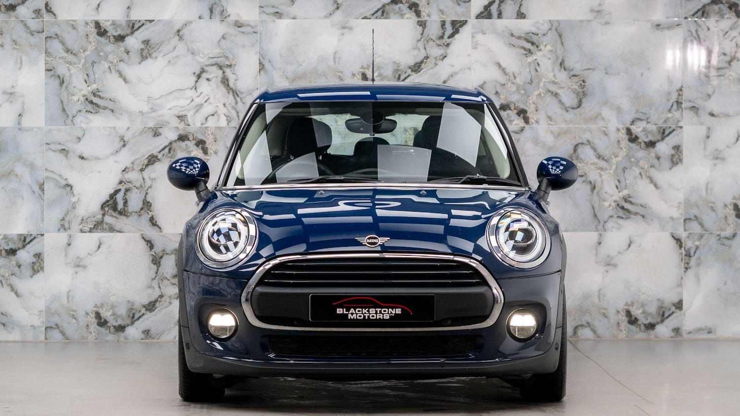 Used MINI Hatch 2018 for sale - 77387667: Photo 2