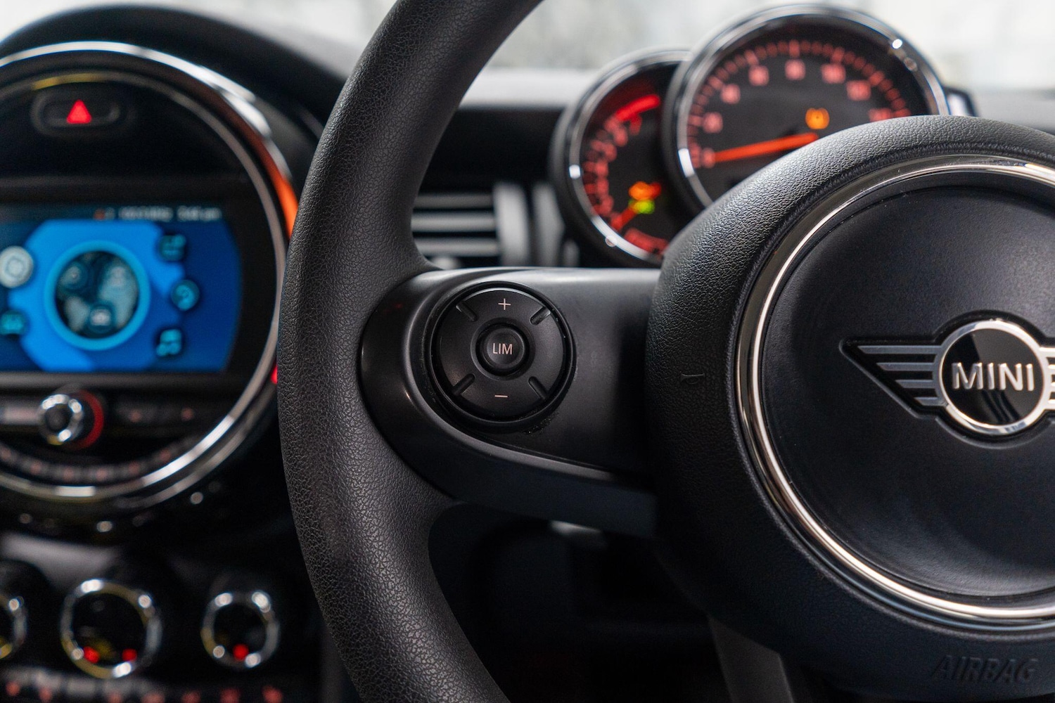 Used MINI Hatch 2018 for sale - 77387667: Photo 26