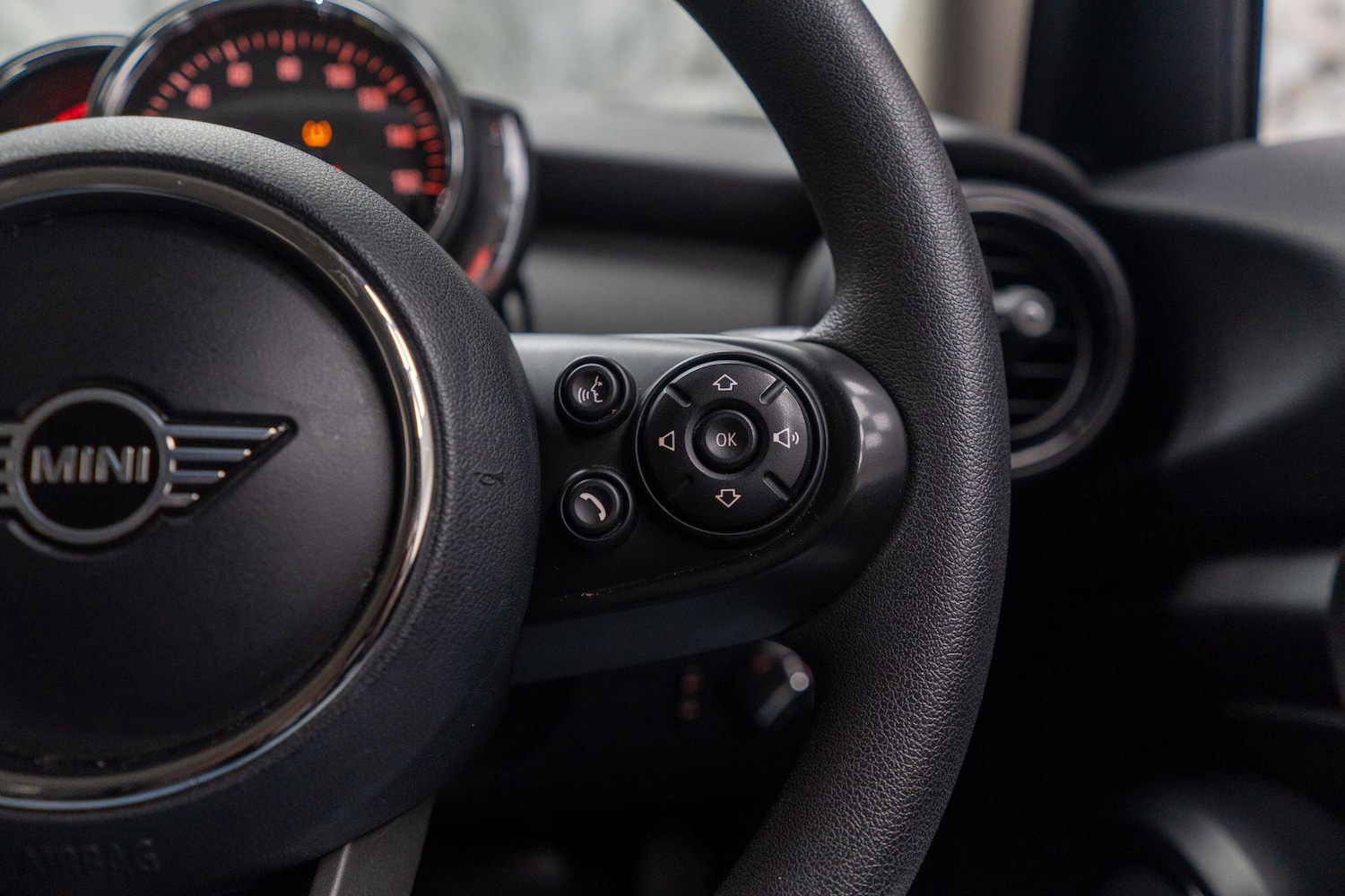 Used MINI Hatch 2018 for sale - 77387667: Photo 27