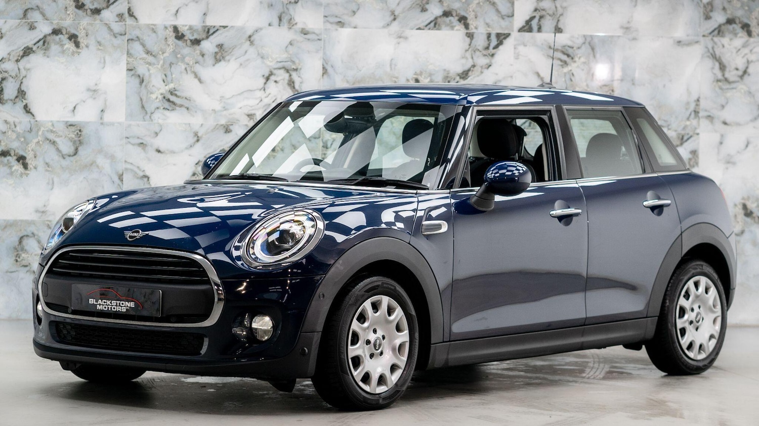 Used MINI Hatch 2018 for sale - 77387667: Photo 3