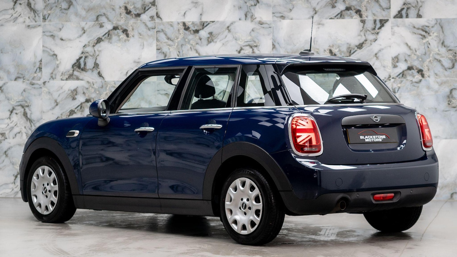 Used MINI Hatch 2018 for sale - 77387667: Photo 4