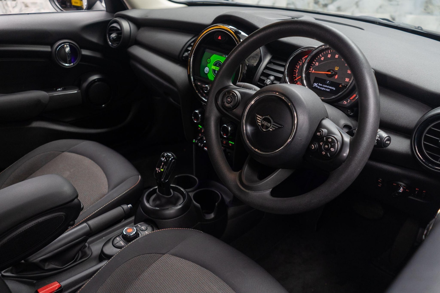 Used MINI Hatch 2018 for sale - 77387667: Photo 9