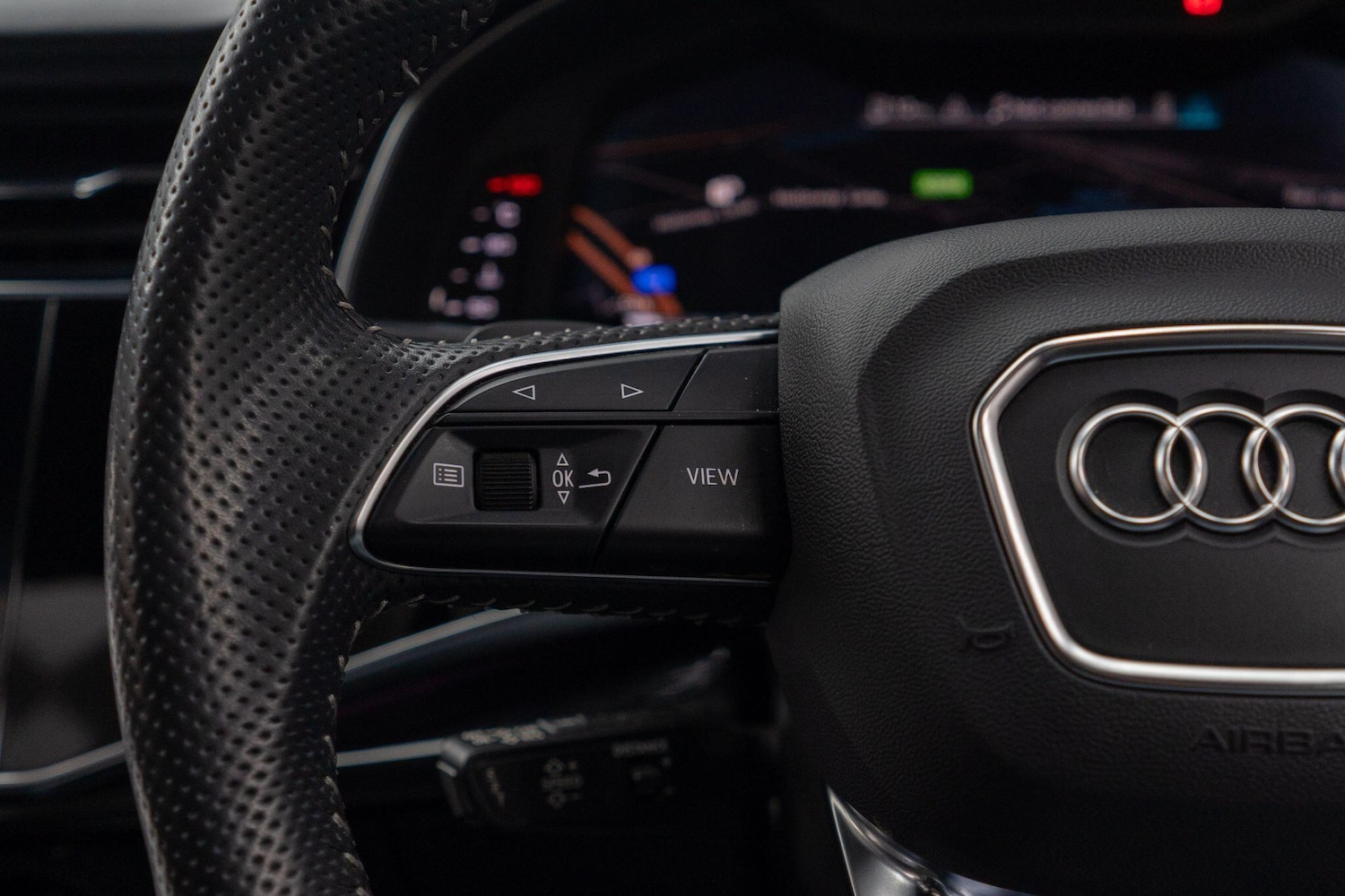 Used Audi SQ7 2020 for sale - 77352093: Photo 35