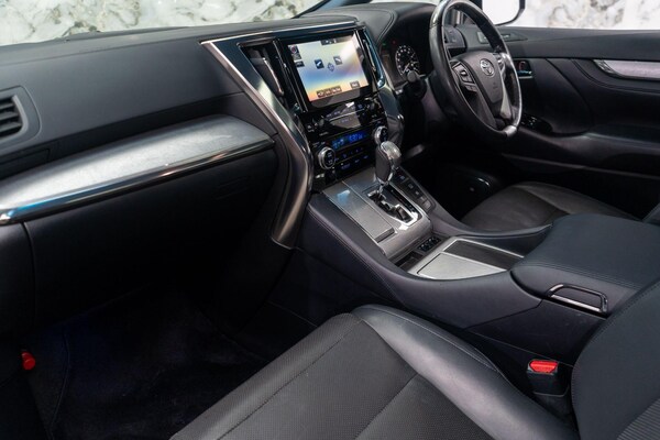 Used Toyota Alphard 2025 for sale - 75493734: Photo 12