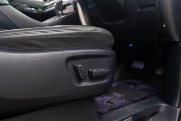 Used Toyota Alphard 2025 for sale - 75493734: Photo 40