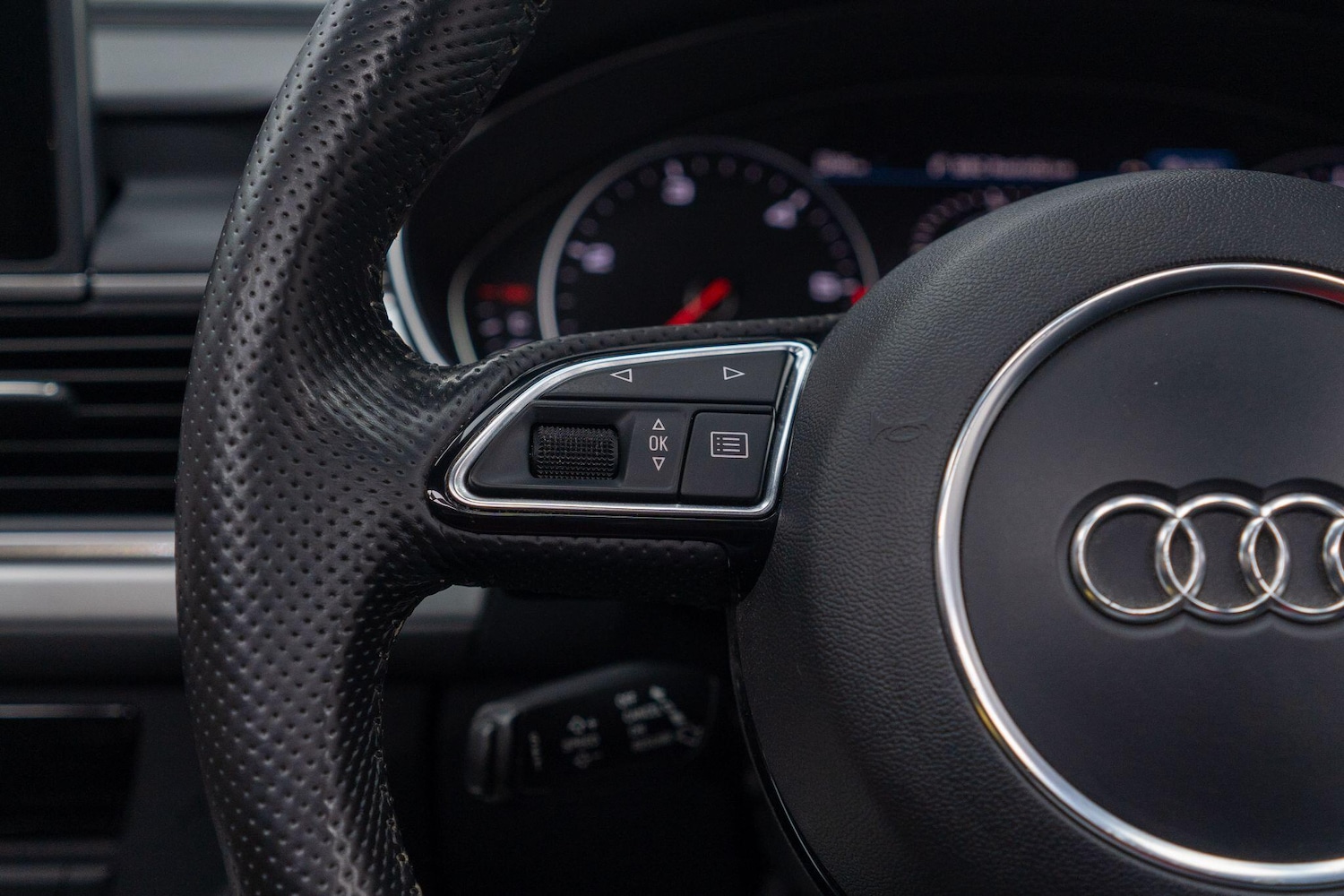 Used Audi A6 Avant 2012 for sale - 76657778: Photo 32