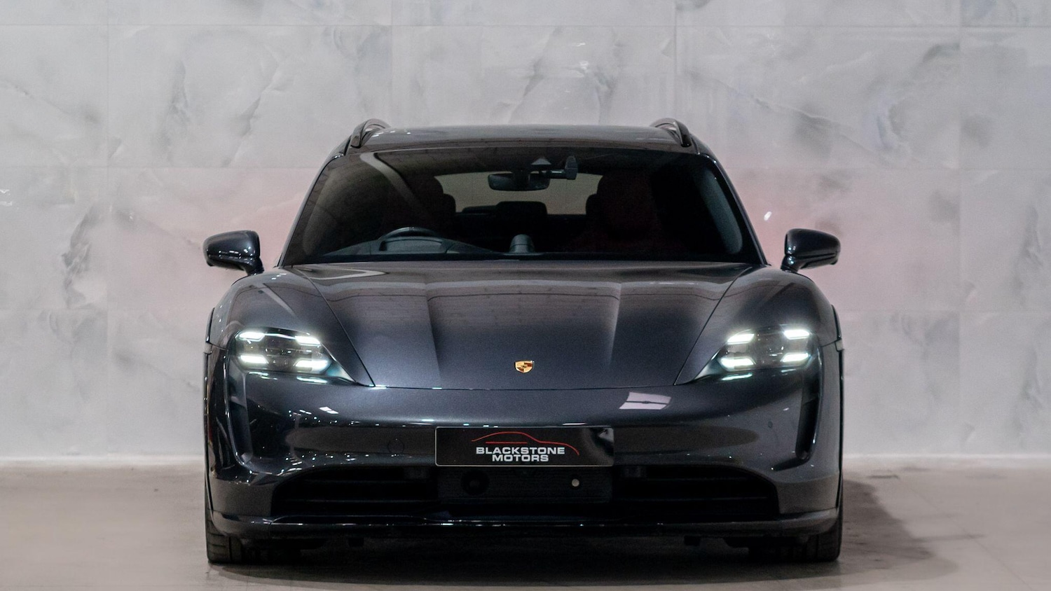 Used Porsche Taycan for sale - 78214126: Photo 2