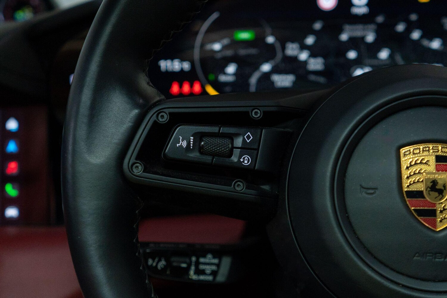 Used Porsche Taycan for sale - 78214126: Photo 28