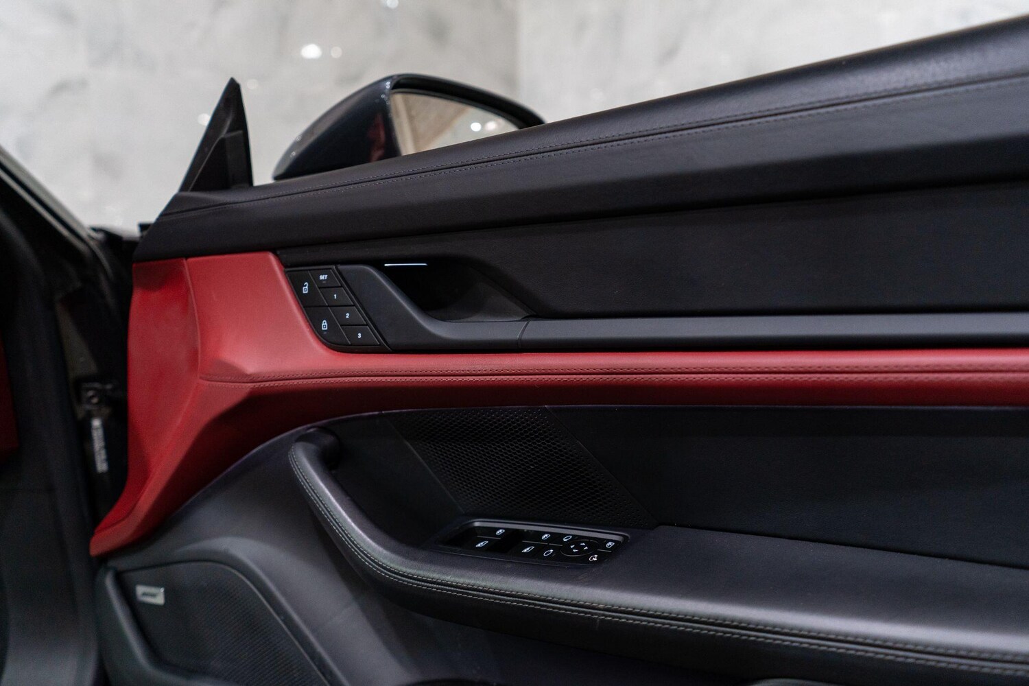 Used Porsche Taycan for sale - 78214126: Photo 30