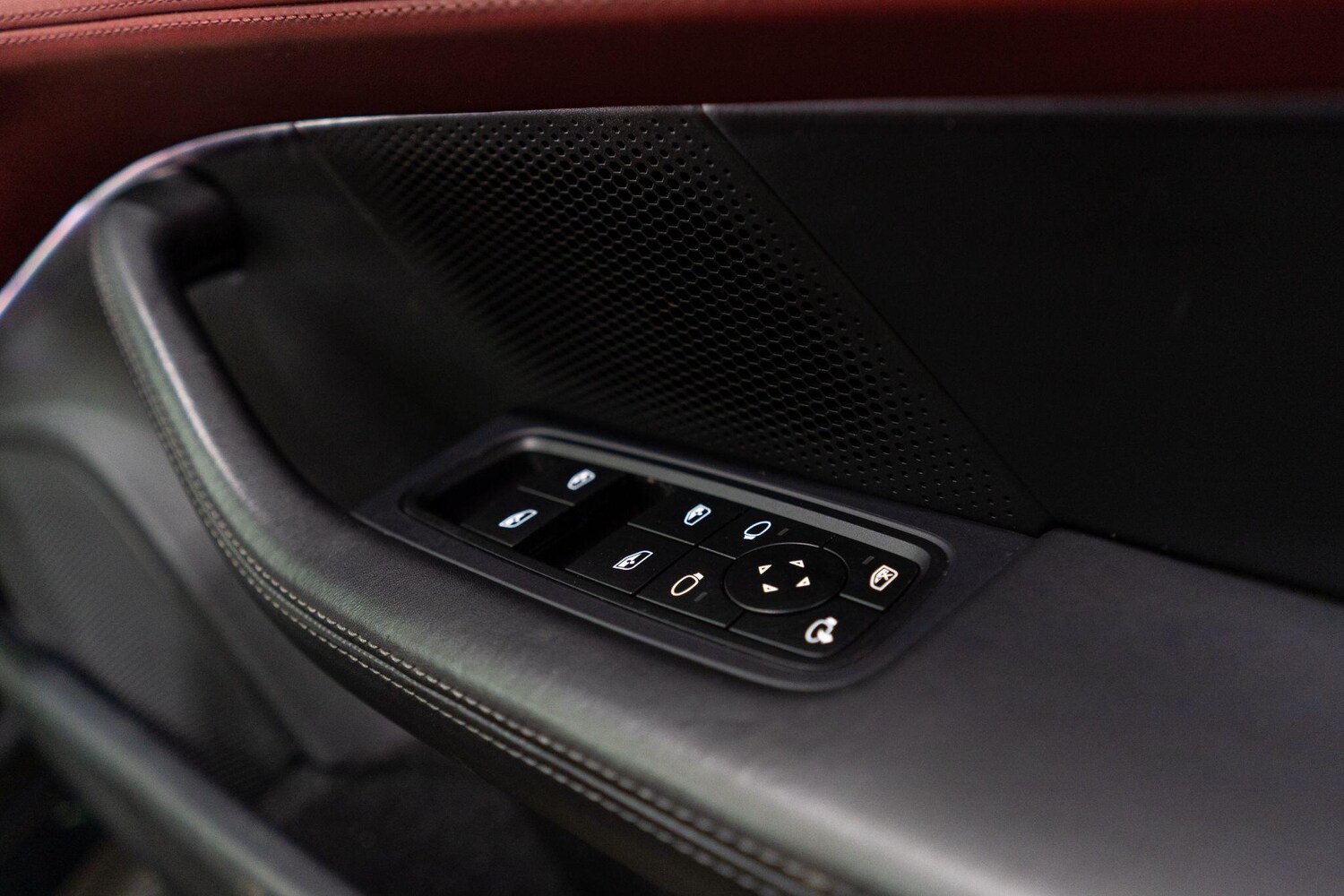 Used Porsche Taycan for sale - 78214126: Photo 31