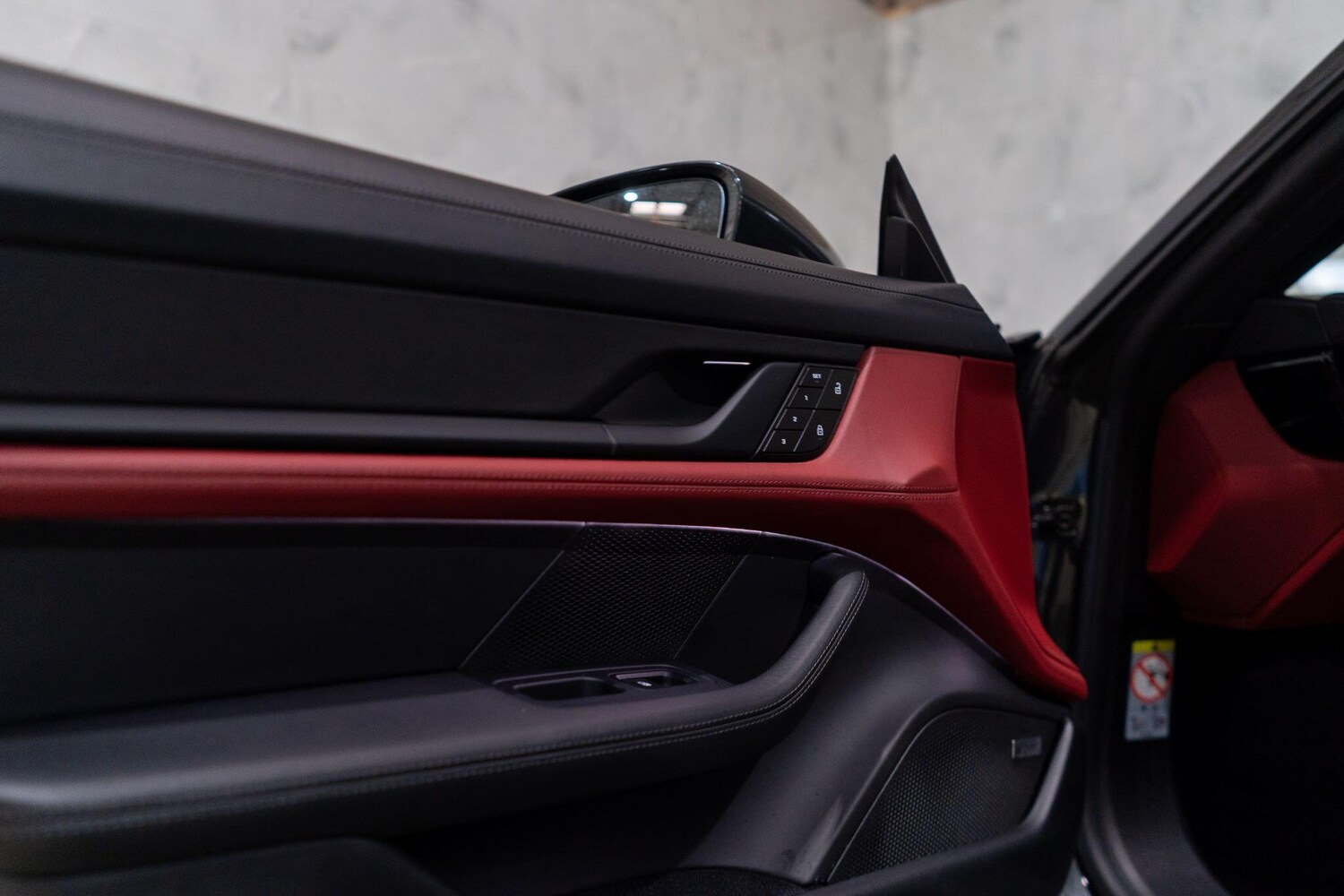 Used Porsche Taycan for sale - 78214126: Photo 33