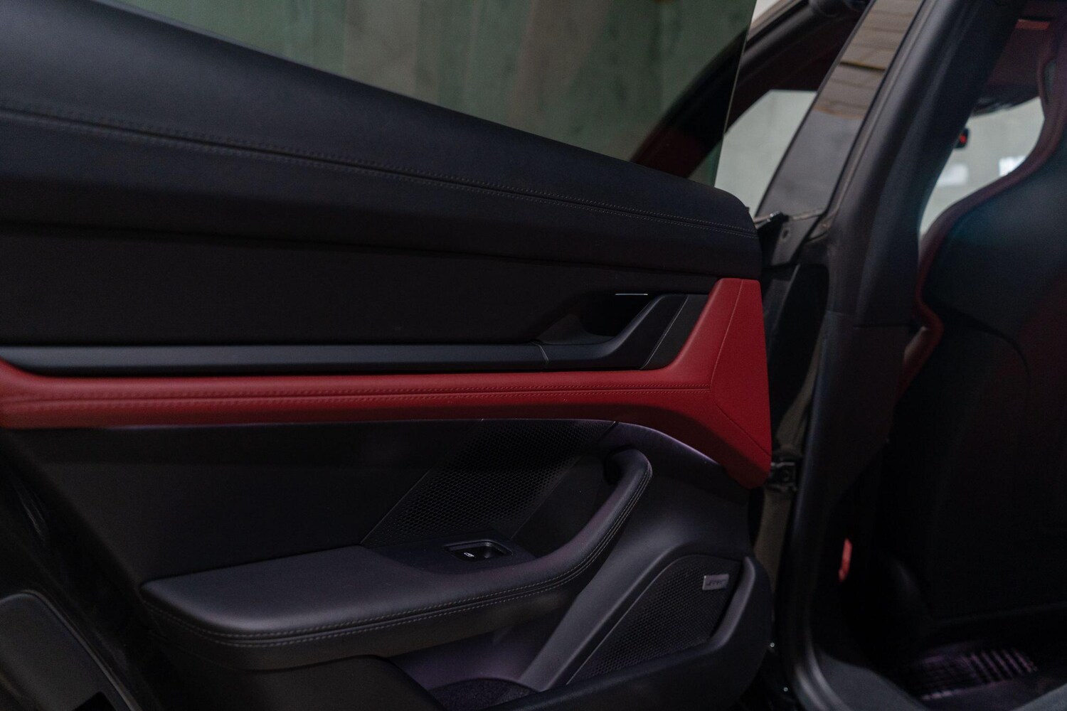 Used Porsche Taycan for sale - 78214126: Photo 35