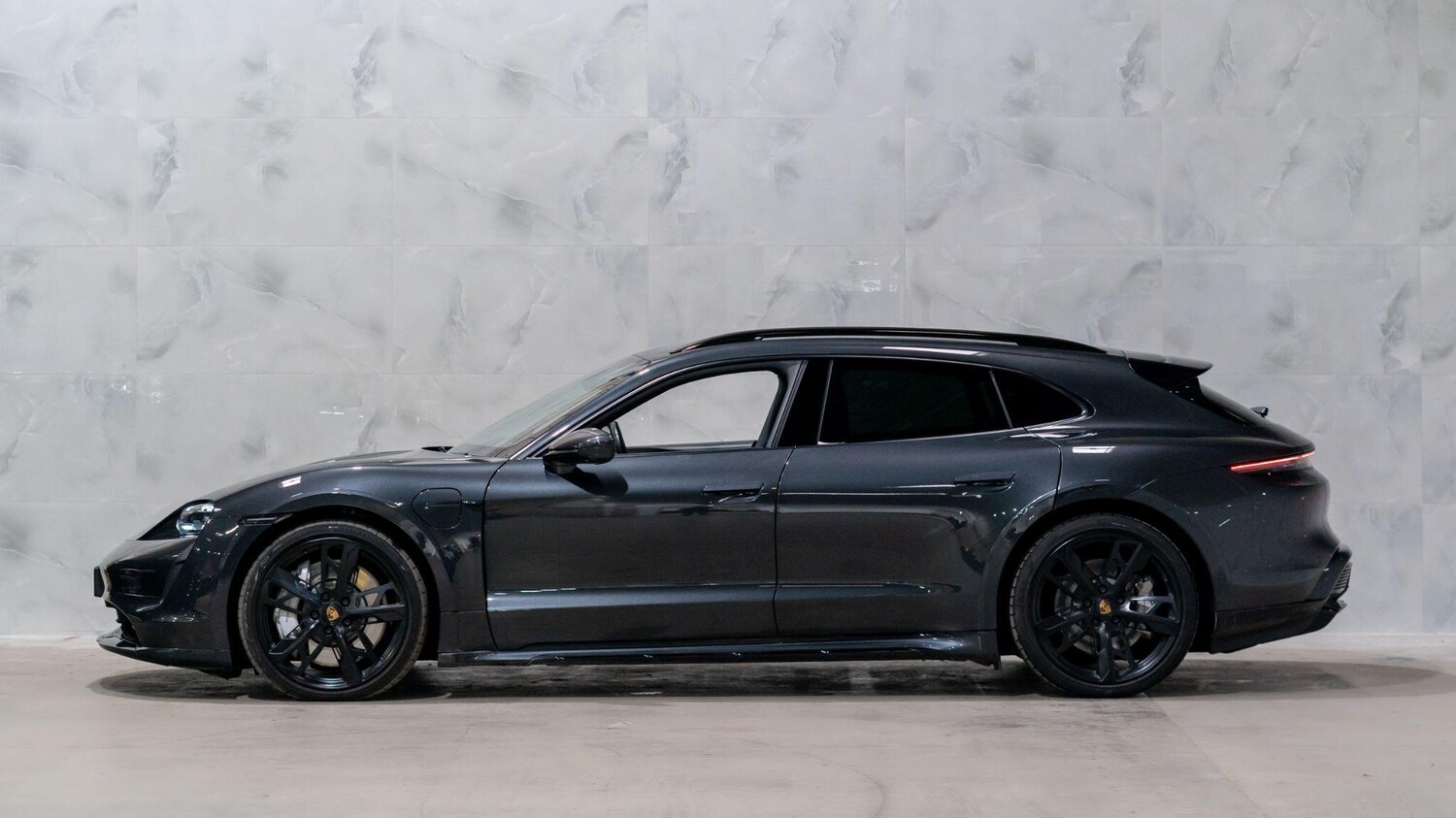 Used Porsche Taycan for sale - 78214126: Photo 8