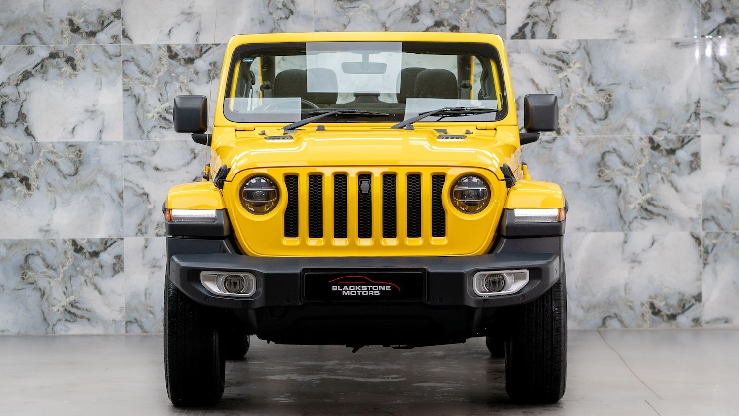 Used Jeep Wrangler 2020 for sale - 76925987: Photo 2