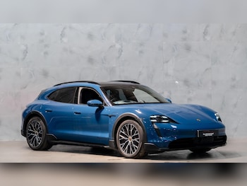Used Porsche Taycan 2022 for sale - 78878008: Photo