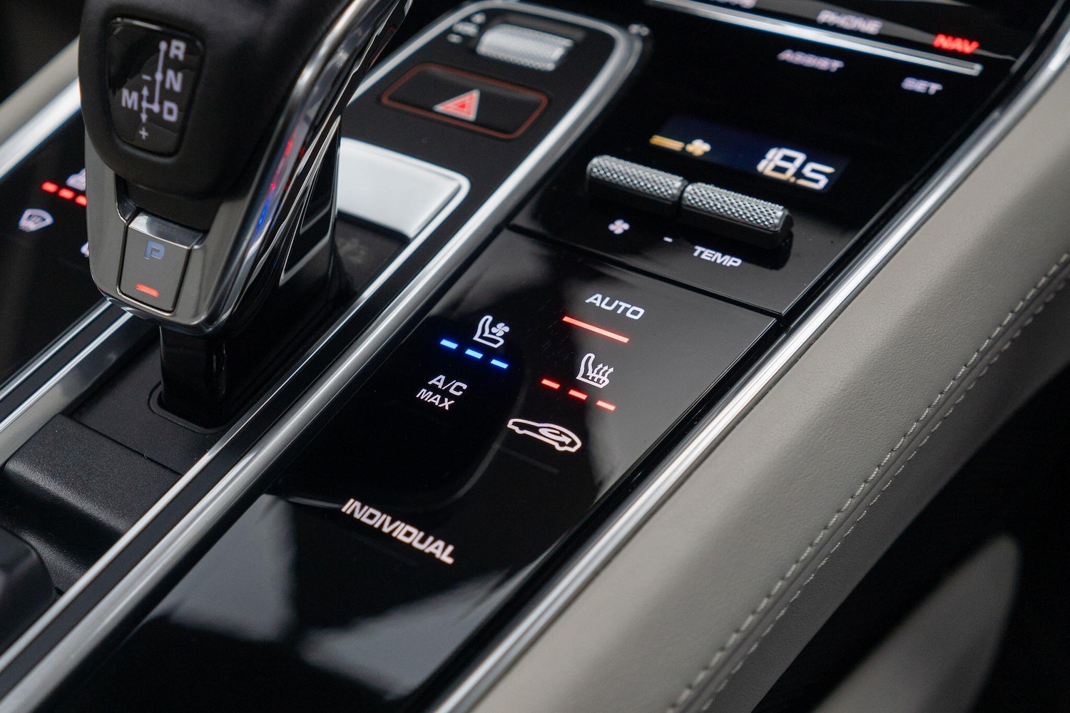 Used Porsche Panamera 2018 for sale - 77229675: Photo 32