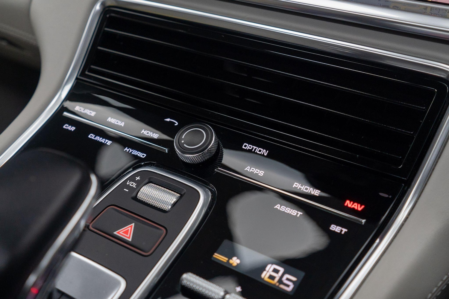 Used Porsche Panamera 2018 for sale - 77229675: Photo 33