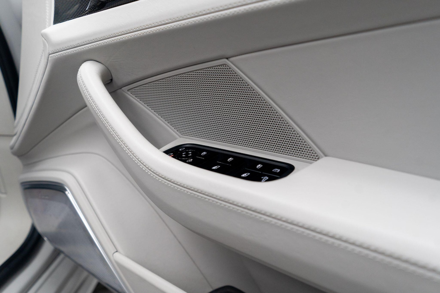 Used Porsche Panamera 2018 for sale - 77229675: Photo 37