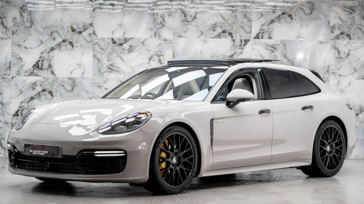 Used Porsche Panamera 2018 for sale - 77229675: Photo 4