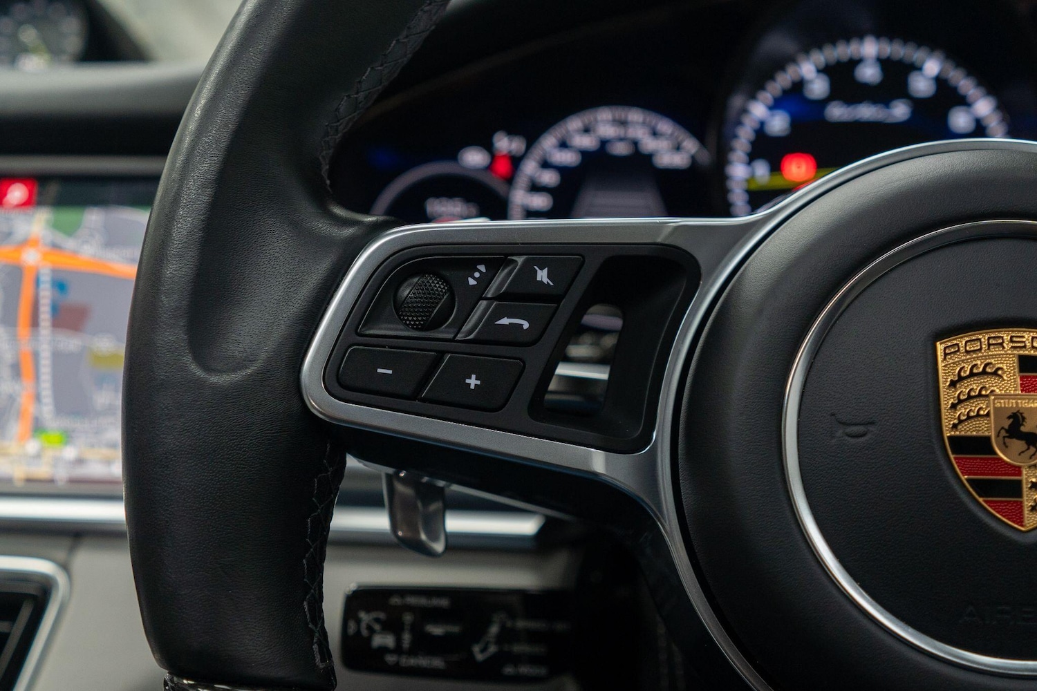 Used Porsche Panamera 2018 for sale - 77229675: Photo 42