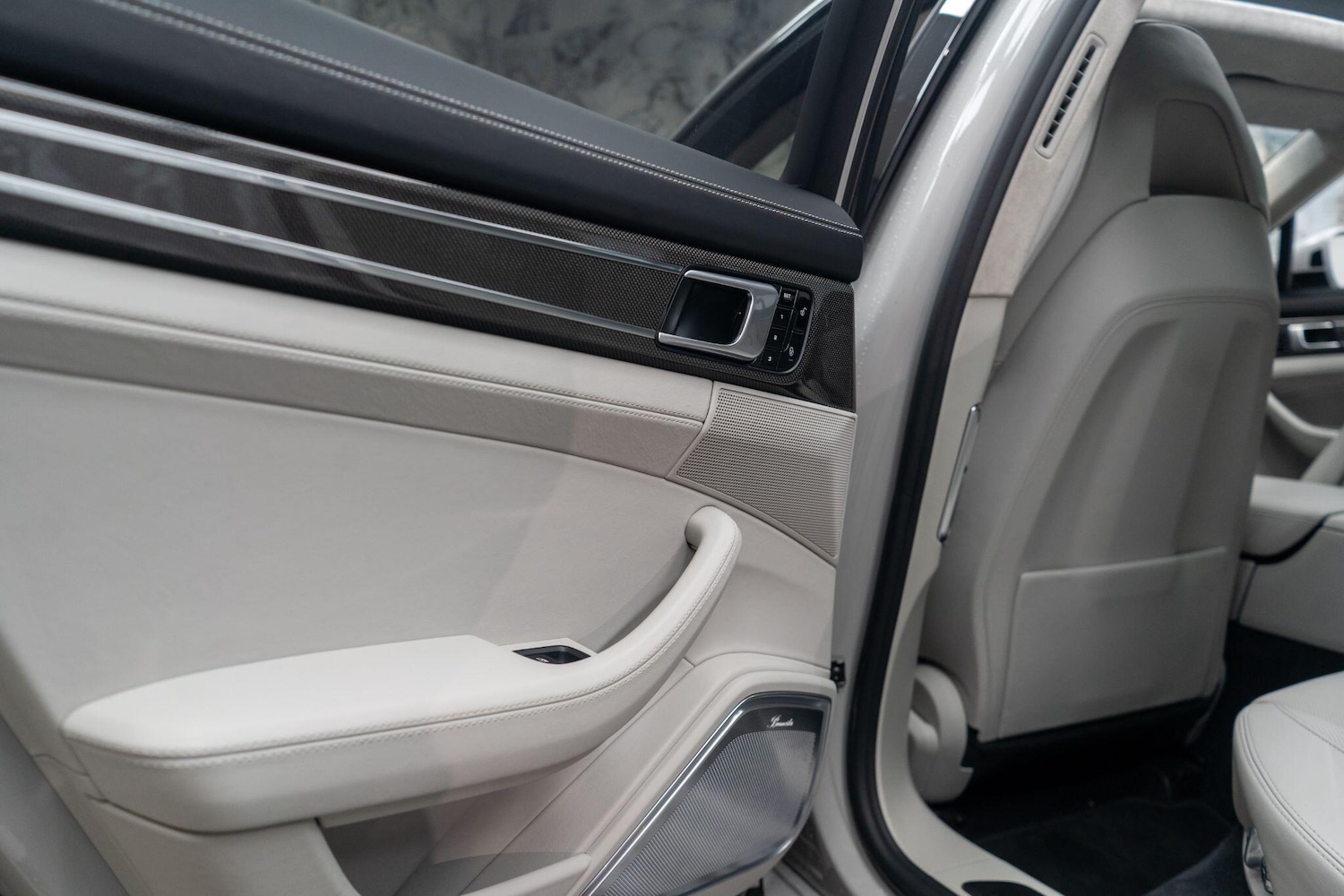 Used Porsche Panamera 2018 for sale - 77229675: Photo 46