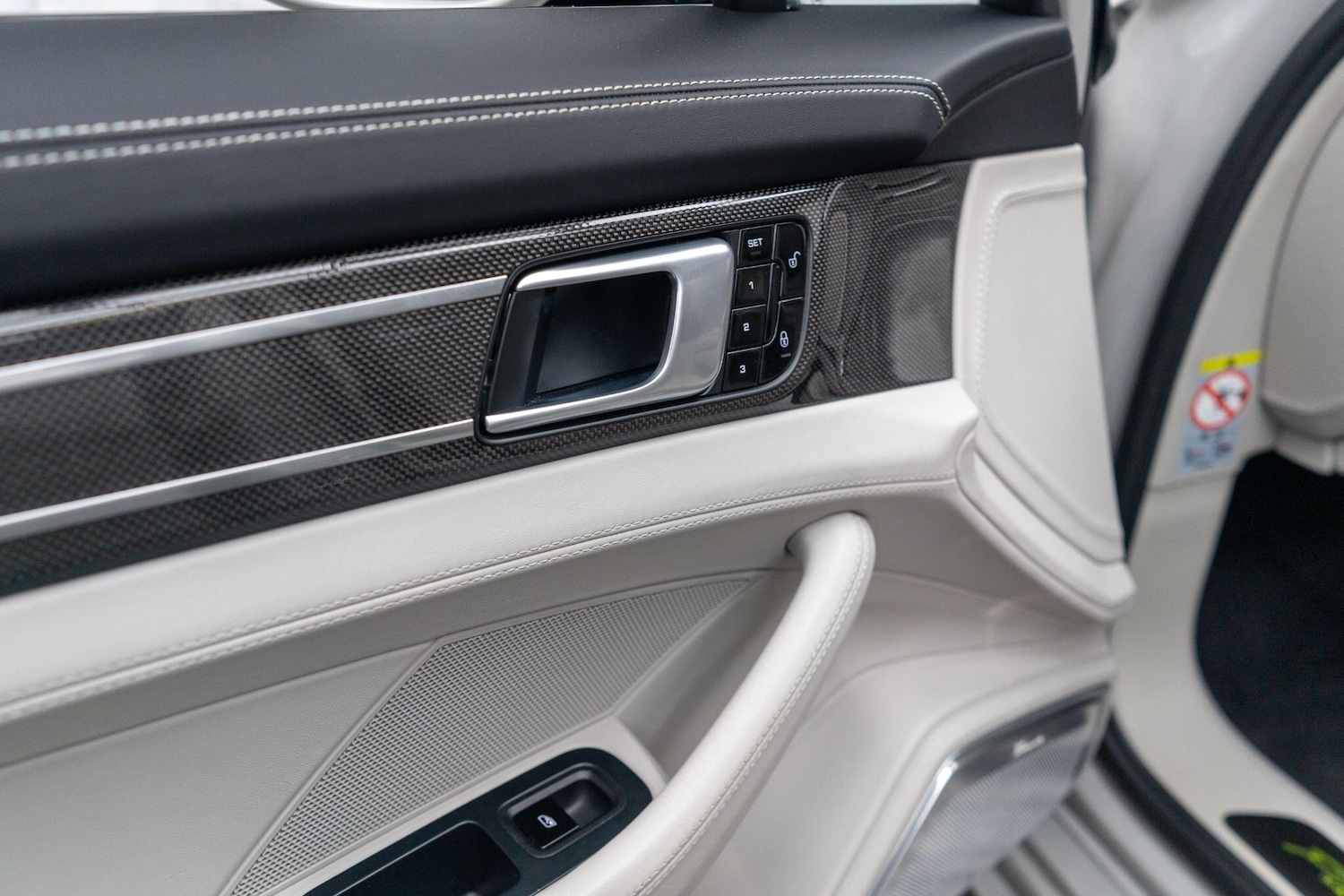 Used Porsche Panamera 2018 for sale - 77229675: Photo 47