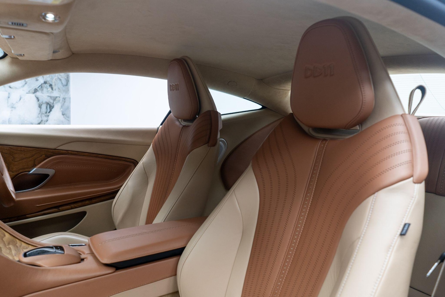 Used Aston Martin DB11 for sale - 76994804: Photo 16