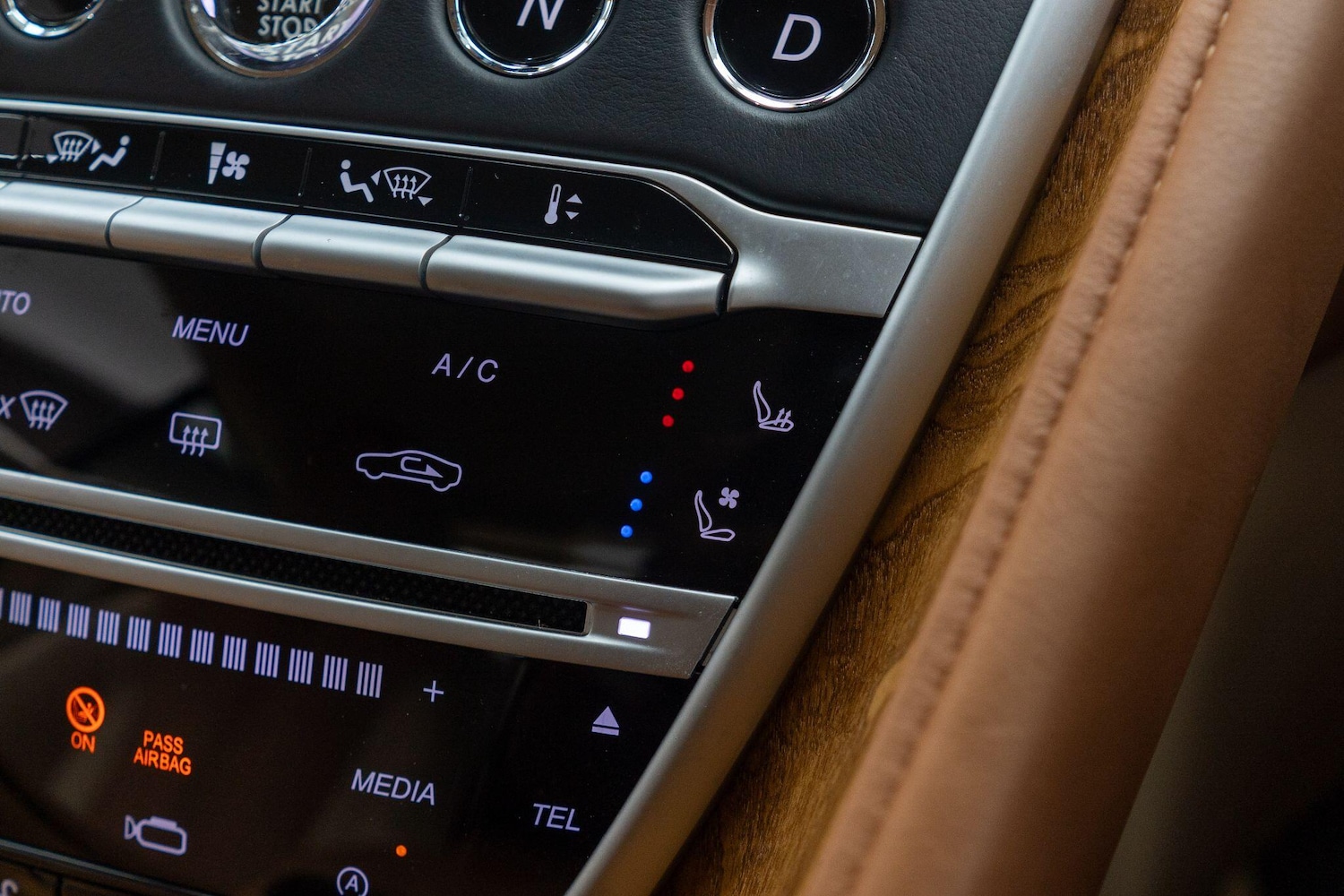 Used Aston Martin DB11 for sale - 76994804: Photo 21