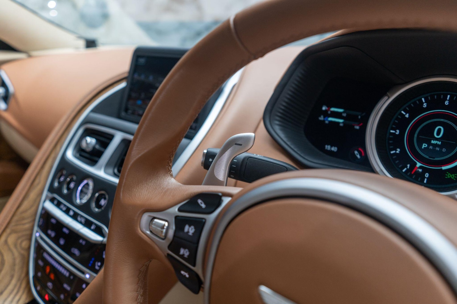 Used Aston Martin DB11 for sale - 76994804: Photo 39