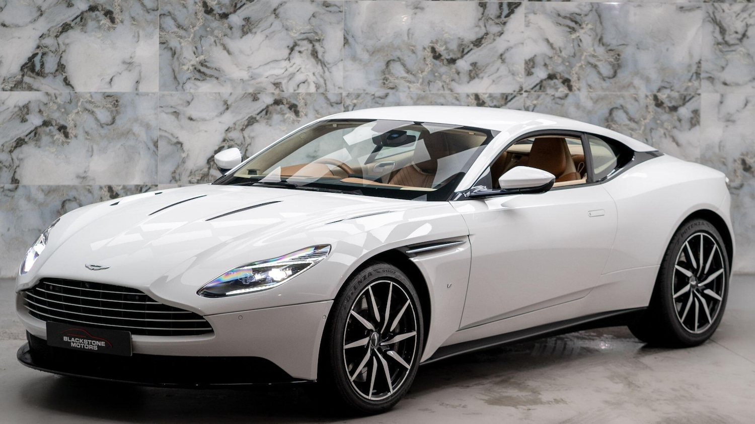 Used Aston Martin DB11 for sale - 76994804: Photo 5