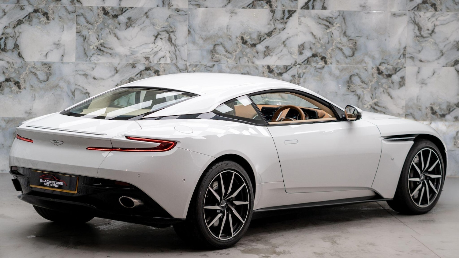 Used Aston Martin DB11 for sale - 76994804: Photo 8