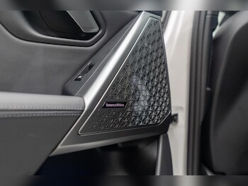 Used BMW i5 2023 for sale - 77798993: Photo