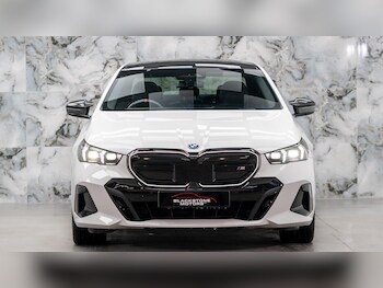 Used BMW i5 2023 for sale - 77798993: Photo