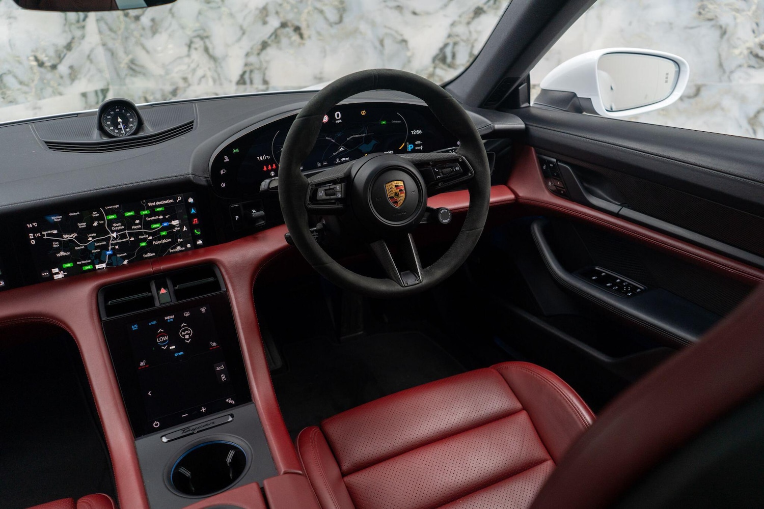 Used Porsche Taycan 2020 for sale - 76151618: Photo 12