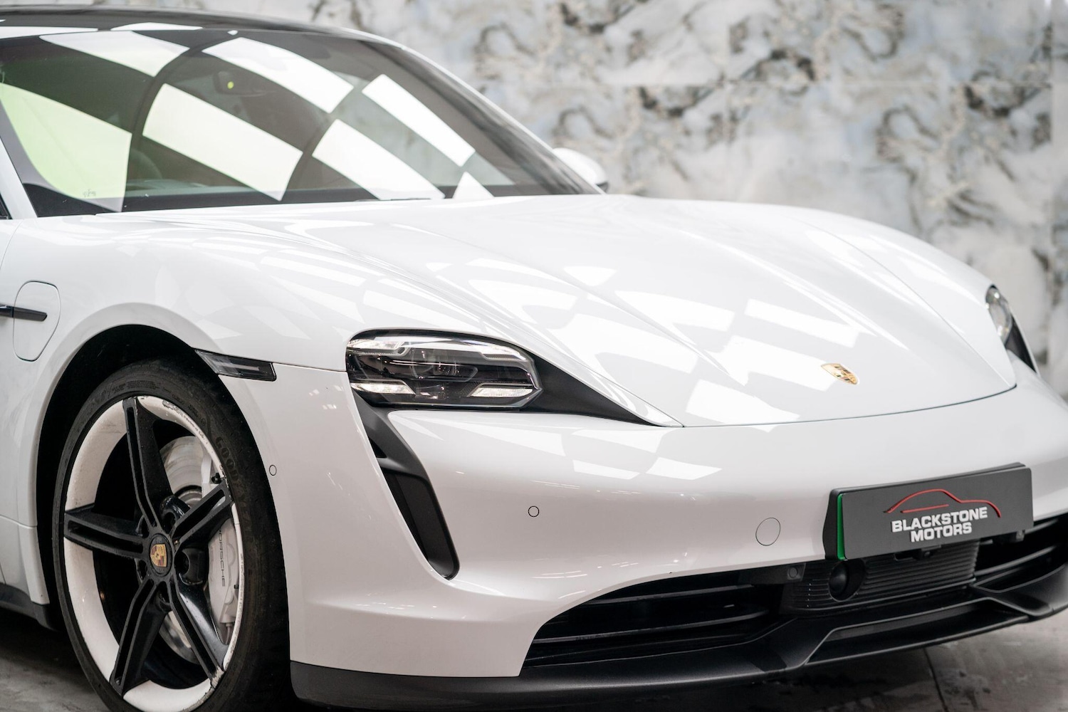 Used Porsche Taycan 2020 for sale - 76151618: Photo 38