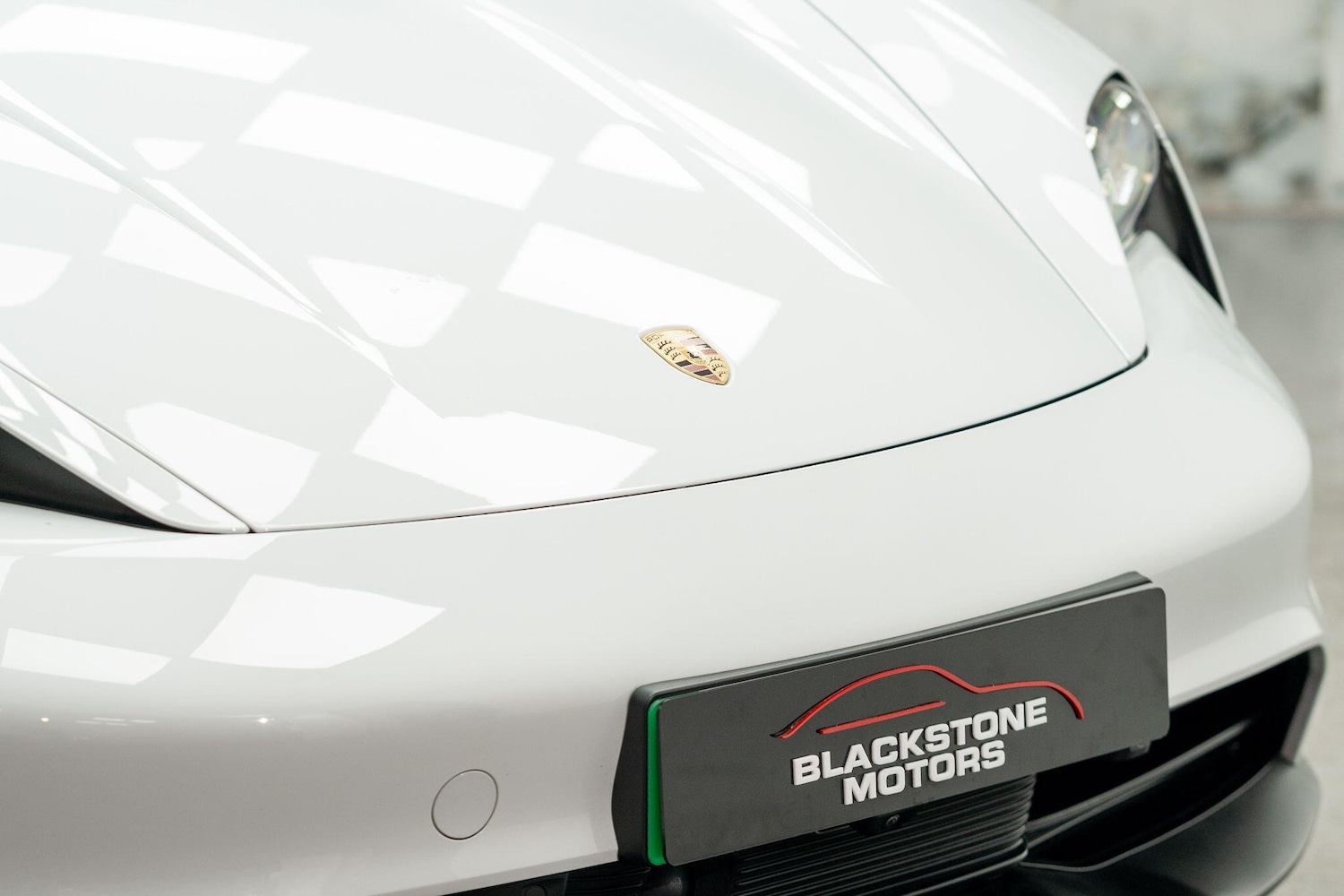 Used Porsche Taycan 2020 for sale - 76151618: Photo 39