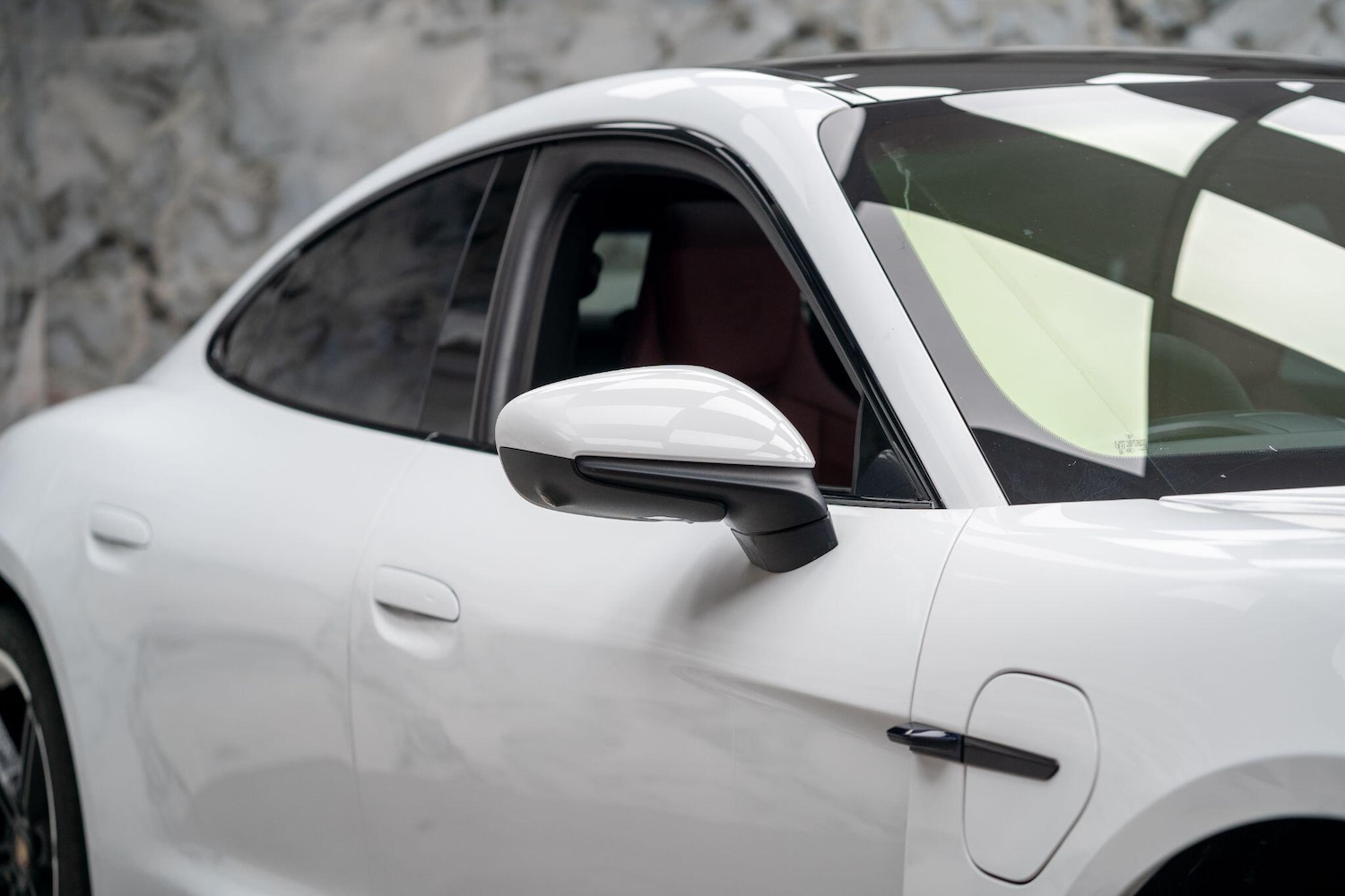 Used Porsche Taycan 2020 for sale - 76151618: Photo 40