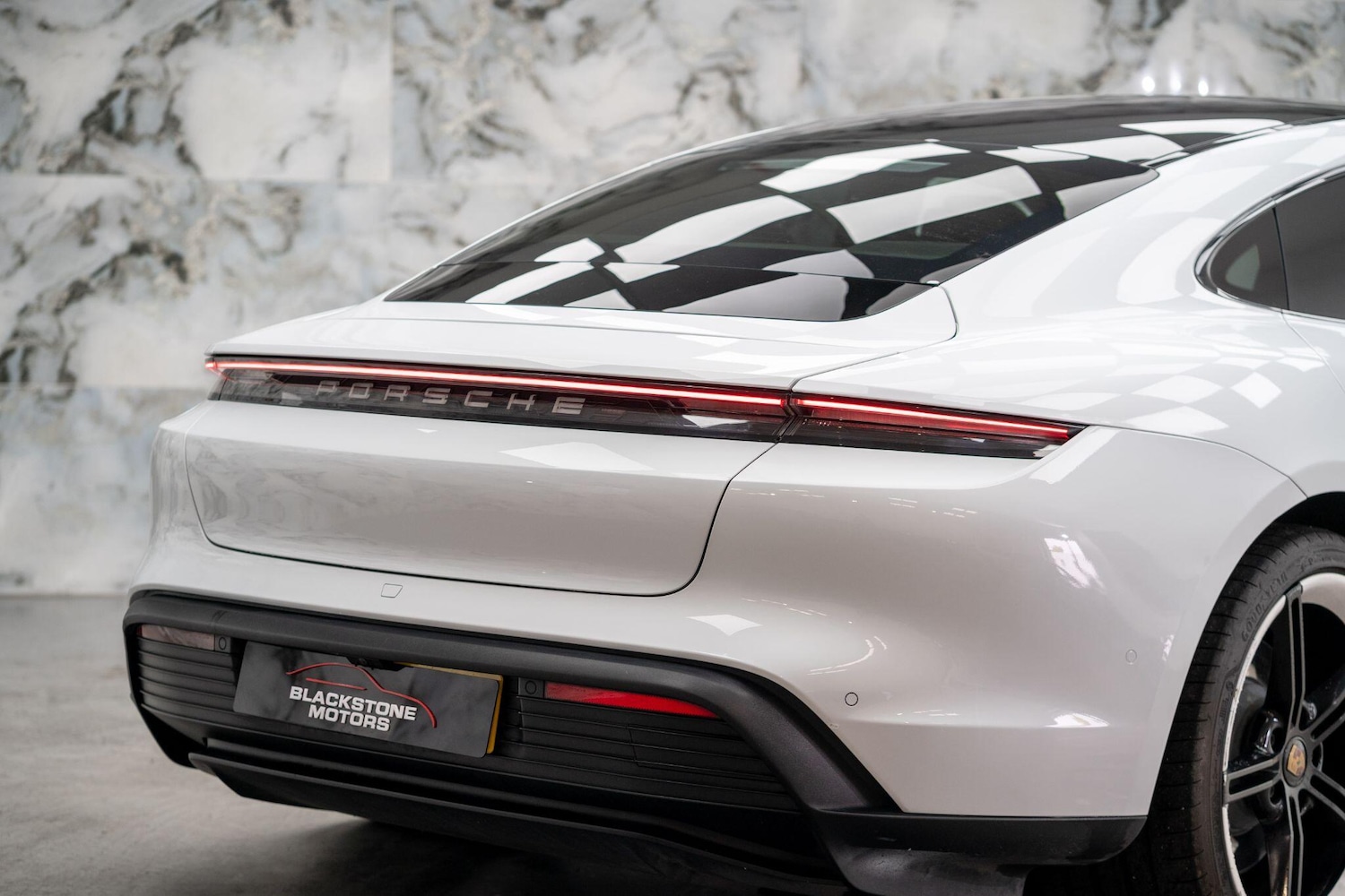 Used Porsche Taycan 2020 for sale - 76151618: Photo 42