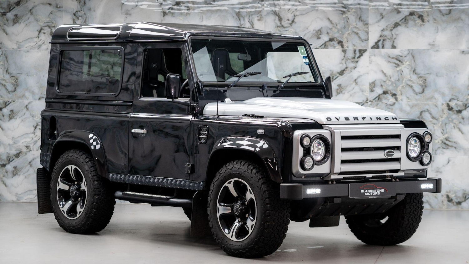 Used Land Rover Defender 90 for sale - 76388363: Photo 1
