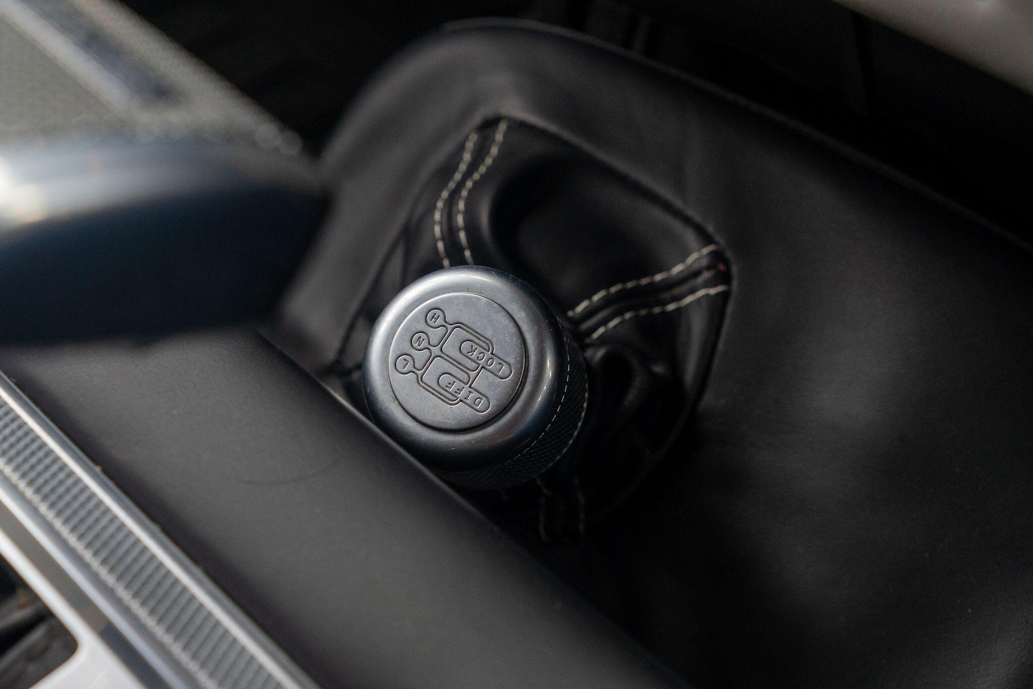 Used Land Rover Defender 90 for sale - 76388363: Photo 23