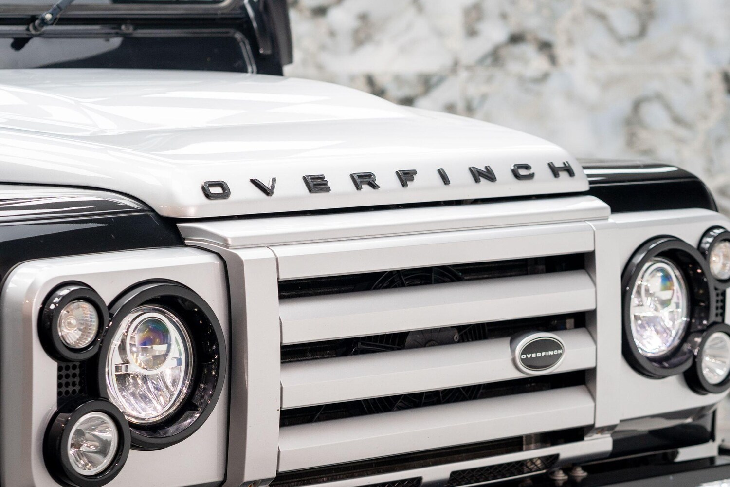 Used Land Rover Defender 90 for sale - 76388363: Photo 32