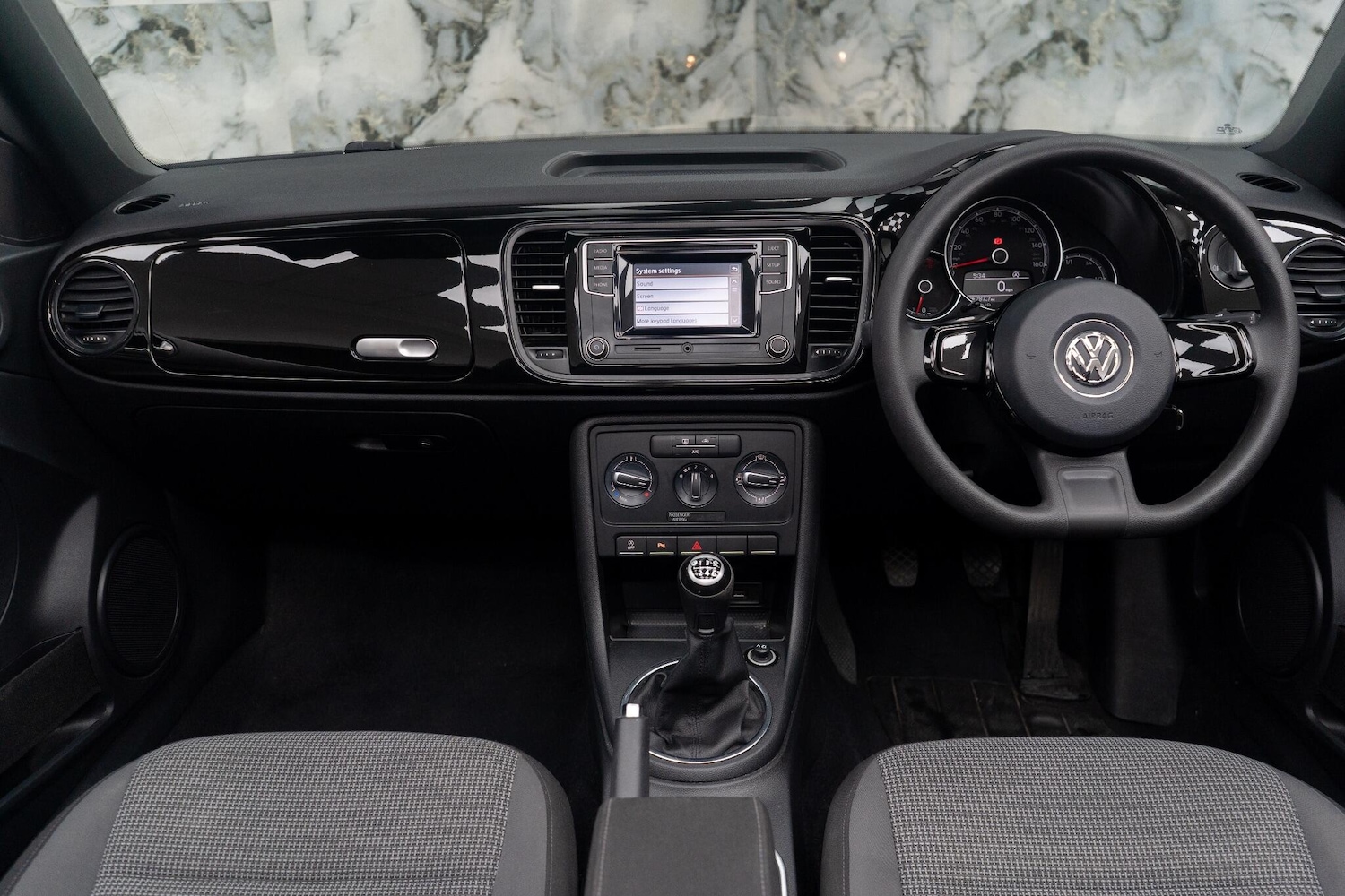 Used Volkswagen Beetle for sale - 76702080: Photo 11