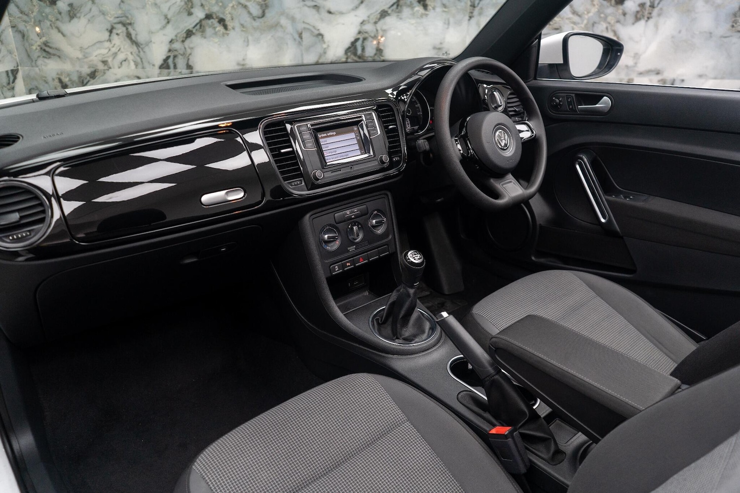 Used Volkswagen Beetle for sale - 76702080: Photo 13